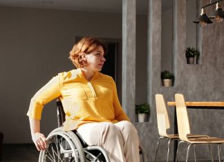 Jedan snimak sa zvona promenio je sve što sam mislila o našoj negovateljici