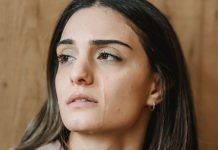 Šest godina sam odgajala napuštene djevojčice, dok se jedna žena nije pojavila