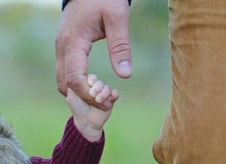 Moj sin je izabrao stranca umjesto mene — i tek tad sam shvatila zašto!