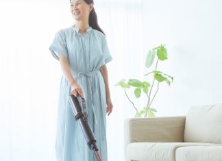 Mislila je da će dobiti otkaz zbog dječaka — reakcija šefa je bila nevjerovatna!