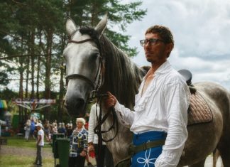 Prodao sam očevog konja — sutradan me je sin naučio lekciji koju neću zaboraviti