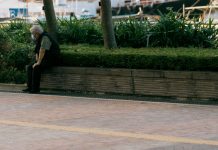 Čekao sam porodicu za praznik, a na vratima su stajali policajci