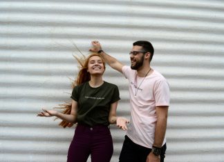 Na sahrani bivšeg muža čula sam tajnu koju nisam smjela saznati