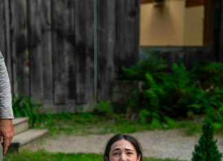 Mislio sam da nešto skriva, ali ono što sam vidio kroz prozor me posramilo