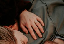 Sin me je upoznao sa djevojkom, a meni se prošlost vratila u sekundi