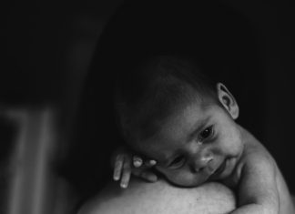 Nepoznata žena mi je predala dijete pred svima