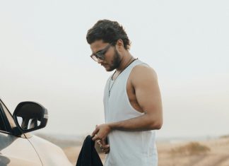 Pomogao sam starijem paru na autoputu, a sedmicu kasnije zazvonio je telefon