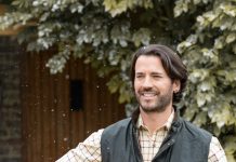 Pet godina me nije zvala, a onda mi je poslala paket koji me slomio