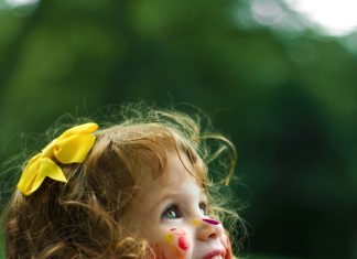 Kćerka me nazvala s rođendana u suzama – nisam mogla vjerovati razlogu