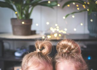 Sam podižem bliznakinje i jedva sastavljam kraj s krajem, ali sudbina je imala plan