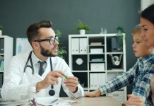 Mislila sam da sam izgubila bebu, dok moj sin nije pokazao na bočicu