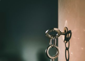 Mislila sam da tuguje – a onda sam otkrila gdje provodi noći