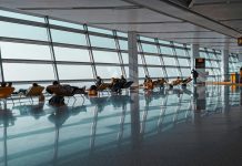 Na aerodromu sam ugledala muža sa “koleginicom” — ali ono što sam čula promijenilo je sve