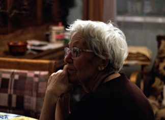 Gradonačelnik je htio srušiti bakinu kuću — ali nije znao šta ona krije.