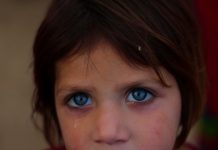 U luksuznom restoranu prišla mi je gladna djevojčica — ono što se desilo poslije dirnulo je sve