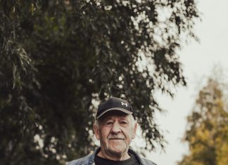 Djevojčica je rekla da joj je deda “drugačiji” — nisam očekivala ono što sam kasnije shvatila