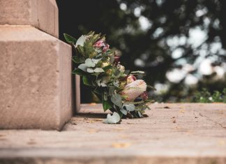 Na sahrani kćerke otkrila sam istinu koju njen muž nije mogao sakriti