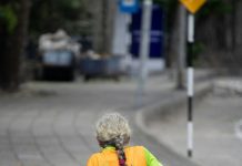 Nazivali Su Me Sinom Čistačice Smeća — Na Maturi Sam Rekao Rečenicu Koja Je Promijenila Sve