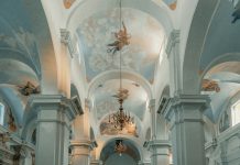 Muž me vodio u crkvu svake nedjelje — a razlog me slomio