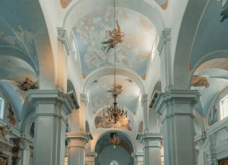 Muž me vodio u crkvu svake nedjelje — a razlog me slomio