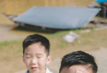 Moja snaha je nakon 10 godina tražila starateljstvo nad mojim unucima — ali pet riječi koje je dječak rekao sudiji zaledile su sudnicu