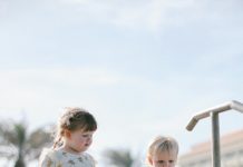 Mislio sam da kupujem staru mašinu za veš — ali u njoj je bio skriven poklon koji mi je promijenio život