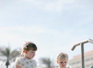 Mislio sam da kupujem staru mašinu za veš — ali u njoj je bio skriven poklon koji mi je promijenio život