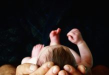 Tri sata nakon poroda moj muž je tražio DNK test — ali istina je iznenadila sve