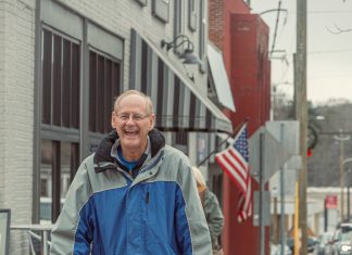 Sestra mi je dala pogrešan datum djedove sahrane — kada sam pročitala njegovu oporuku, svi su zanijemili