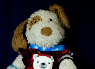 „Čika Tomo dolazi samo kada ti spavaš,“ rekla je moja kćerka — kada sam pogledala snimak sa kamere, potrčala sam u njenu sobu.