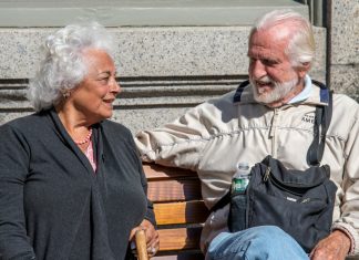 Nakon 52 godine braka otvorio sam zaključani tavan svoje žene — ono što sam pronašao slomilo mi je srce