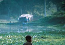 Dvoje djece je pokucalo na kapiju bogataša tražeći posao za hranu – ono što se dogodilo promijenilo je sve