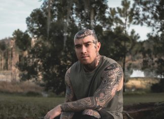 Ostavio me bez ičega s bebom — 15 godina kasnije vratio se i dobio odgovor