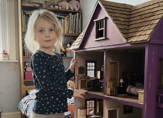 Pronašla sam trag u kućici za lutke — ono što sam otkrila promijenilo je sve