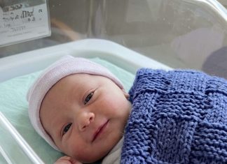 Moja majka je vidjela moju bebu i rekla da je se moram odreći — istina me slomila