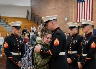 Kaznili su je jer je branila oca — a onda je uslijedio trenutak koji je utišao školu