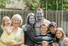 Deset godina sam vjerovala jednoj istini — a onda je kutija sve promijenila